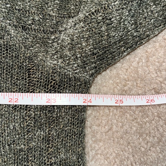 Geoffrey Benne Green V-Neck Sweater - Picture 8 of 9